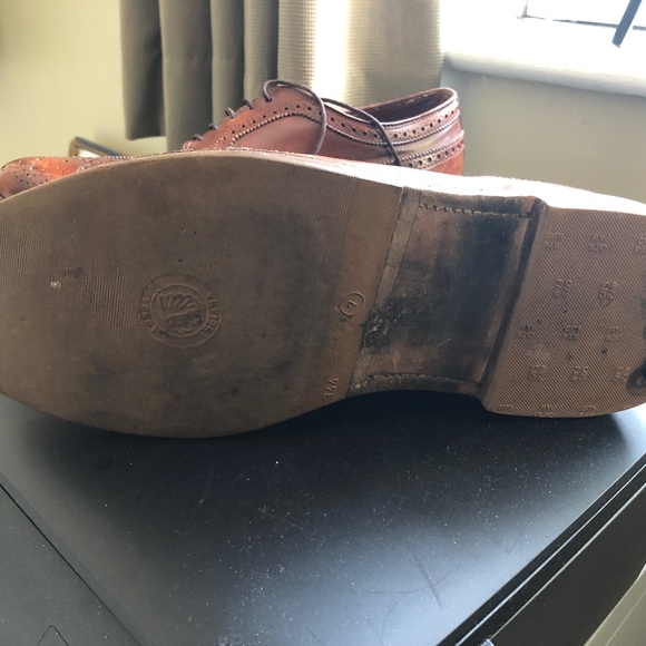ALDEN WING TIPS SIZE 9B - Picture 7 of 7